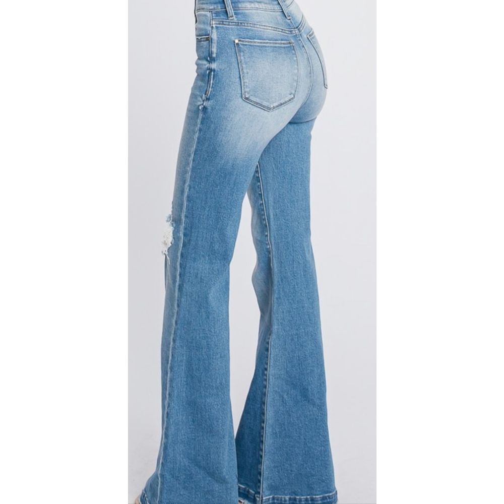 Flare Jeans - Picture 3 of 4